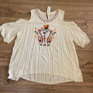 Cold shoulder embroidered
